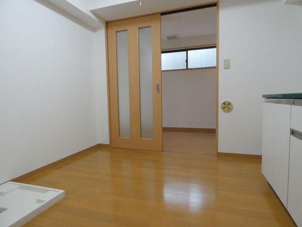 山岸ビル