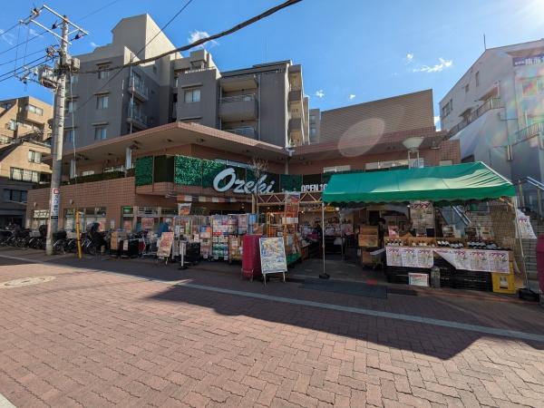 ドエル・エステート(スーパーオオゼキ雪が谷店)