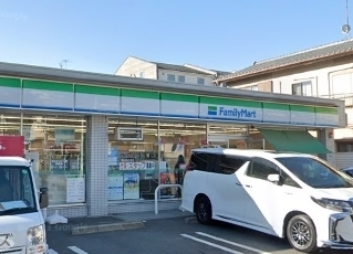 ａｒｊ世田谷（エーアールジェイせたがや）(ファミリーマート世田谷玉堤店)