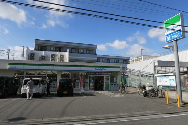 メイゾン大川(ファミリーマート南加瀬三丁目店)