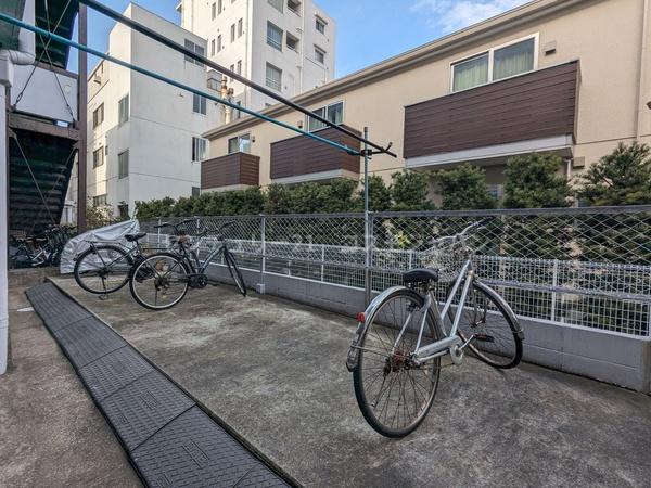 青葉マンション３号館