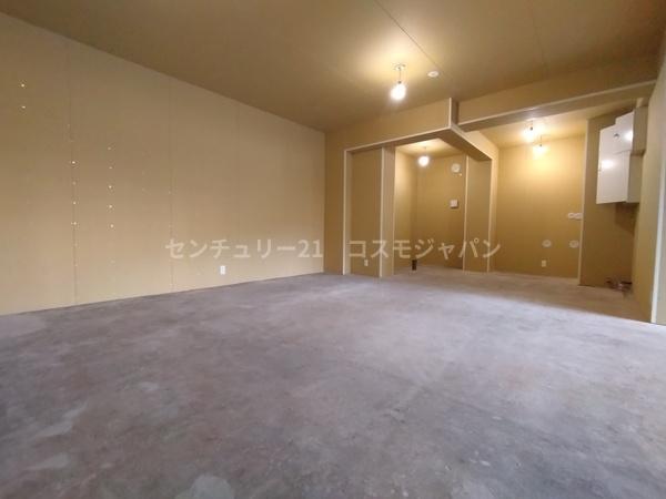 ＧＲＡＮＤＥＬ　ＳＡＫＵＲＡ　１階店舗