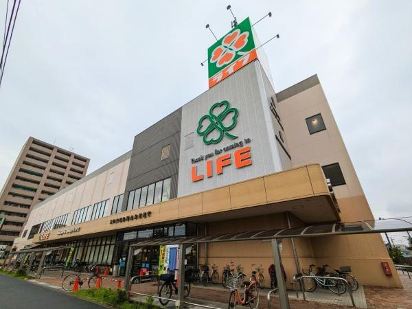 ホワイトシティー境町(ライフ川崎大島店)