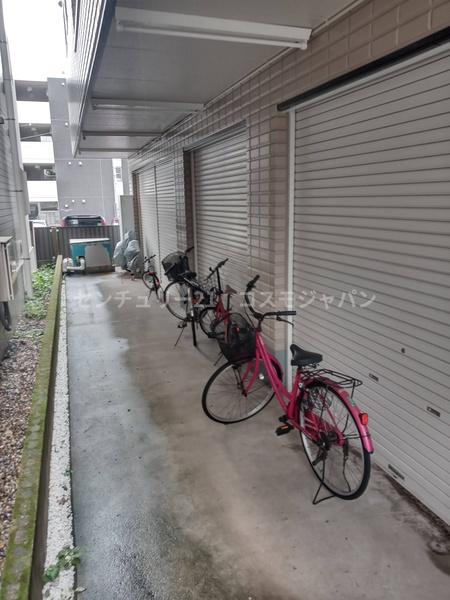 ＰＬＯＶＥＲＳ　ＣＯＵＲＴ（プロバーズコート）