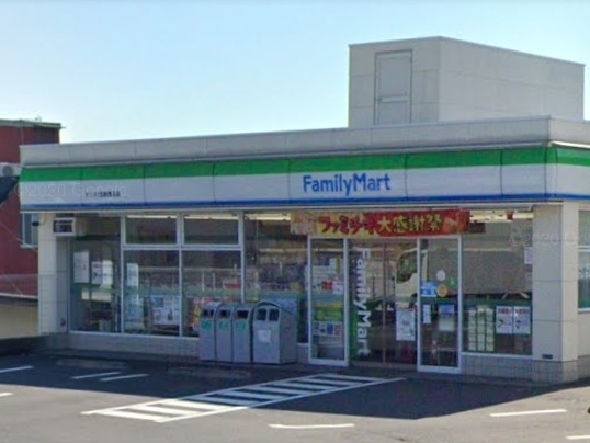 ハイムカツミ(ファミリーマートサンズ大田西馬込店)