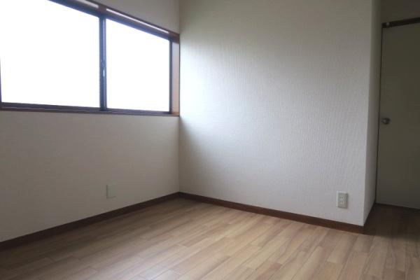 光荘６号館