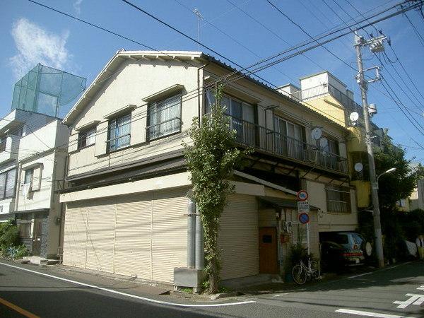舘野荘