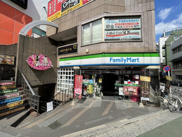セントヒルダスⅡ(ファミリーマート大山駅北店)
