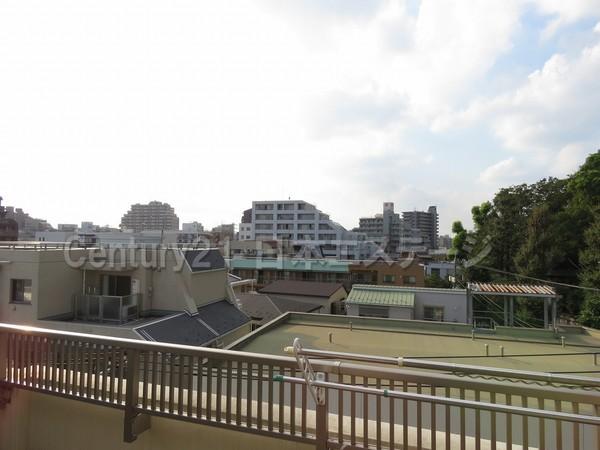 フロントリー