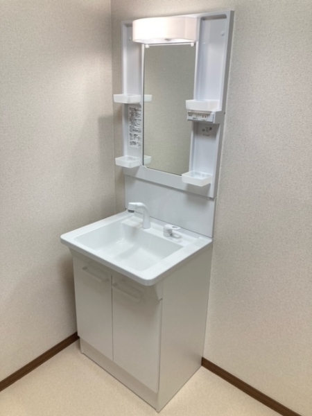 瀬崎2丁目貸家