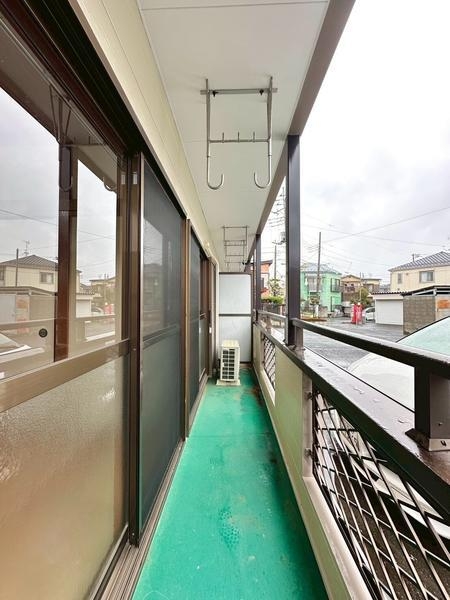 草加市氷川町のアパート