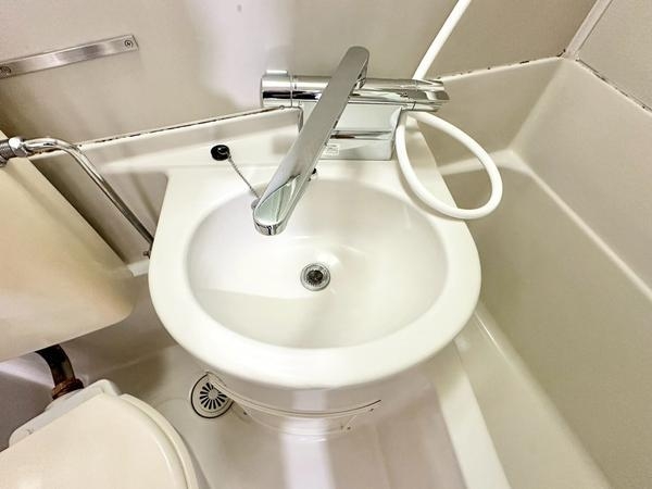 足利屋ハイツ