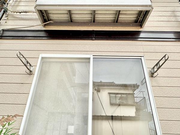 草加市氷川町のアパート