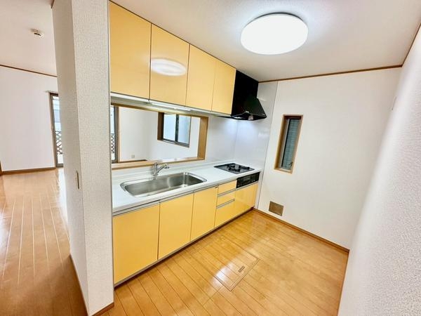 青柳4丁目戸建