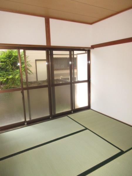 習志野市東習志野６丁目のテラスハウス