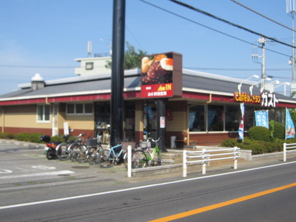 関口コーポ(ガスト実籾店)