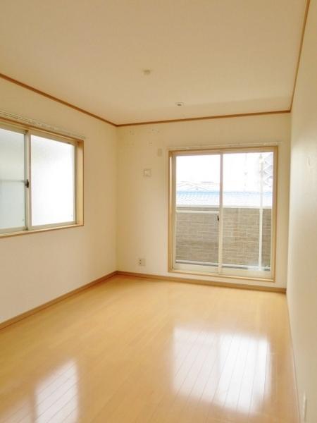 メゾンサンライズ３