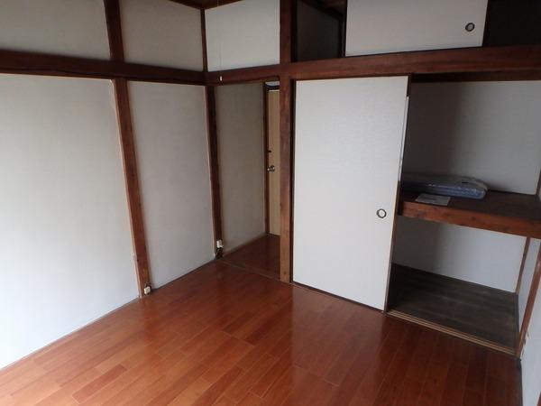 須田荘