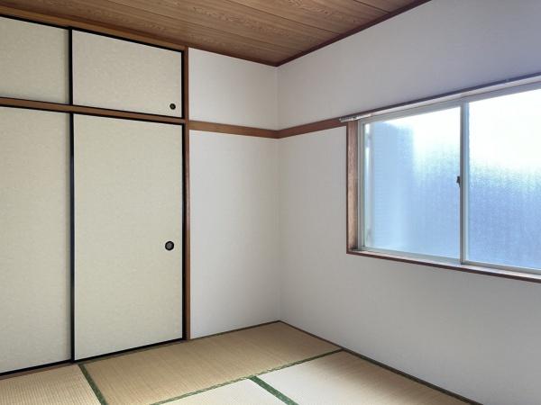 キョウエイハイツ