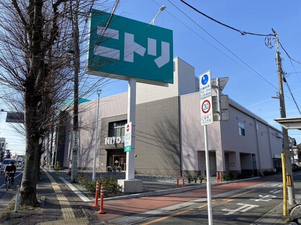 ラ　セーヌ・シュシュ(ニトリ埼大通り南与野店)