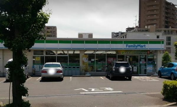 さいたま市南区沼影１丁目のアパート(ファミリーマートさいたま沼影一丁目店)