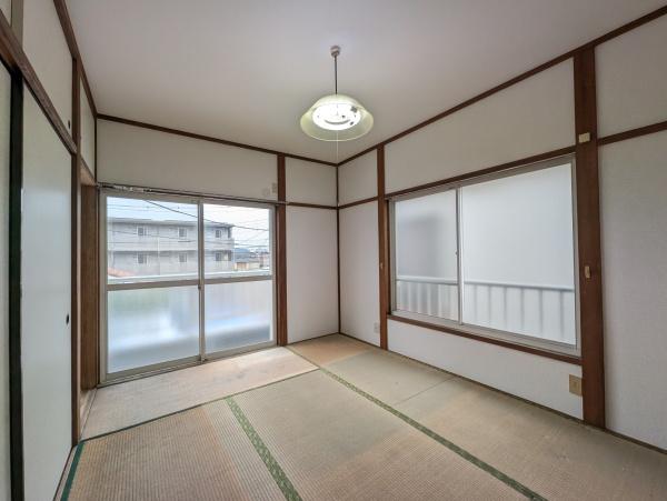 栄和テラスハウス