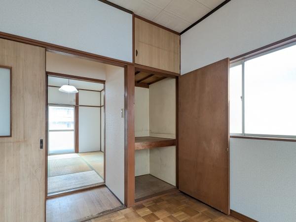 栄和テラスハウス