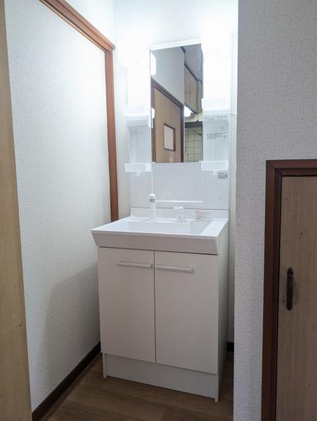 栄和テラスハウス
