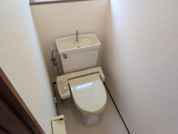 栄和テラスハウス