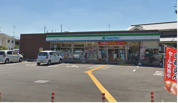 神山ハイツ(ファミリーマートさいたま神田店)