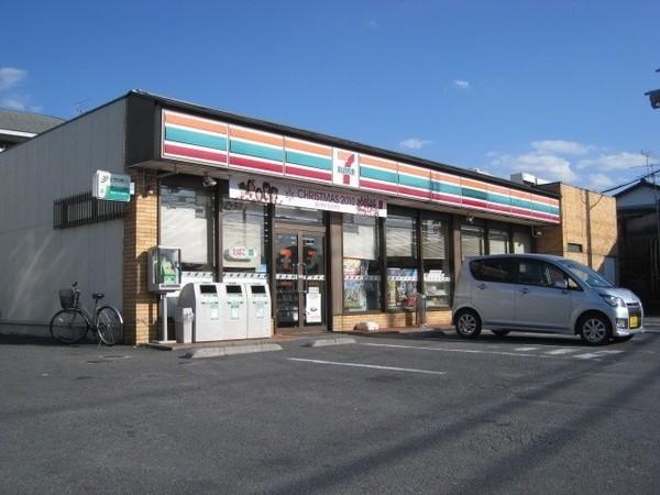 鴨川ハイツ(セブンイレブン桜田2丁目店)
