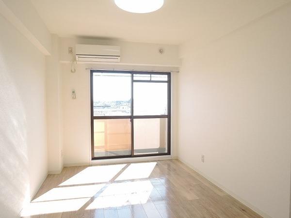 ロイヤルコート１