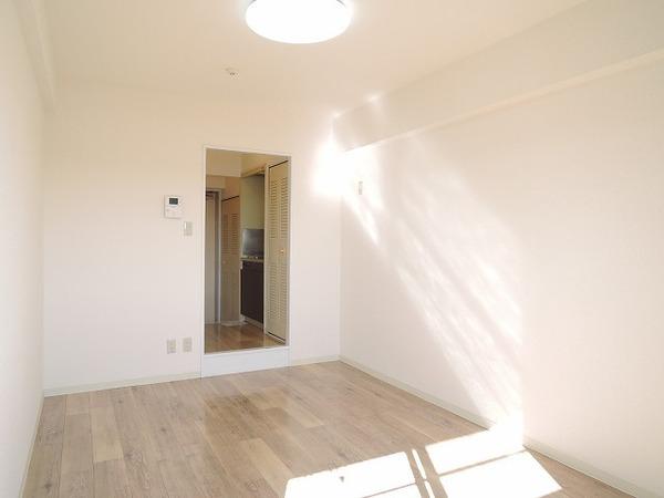 ロイヤルコート１