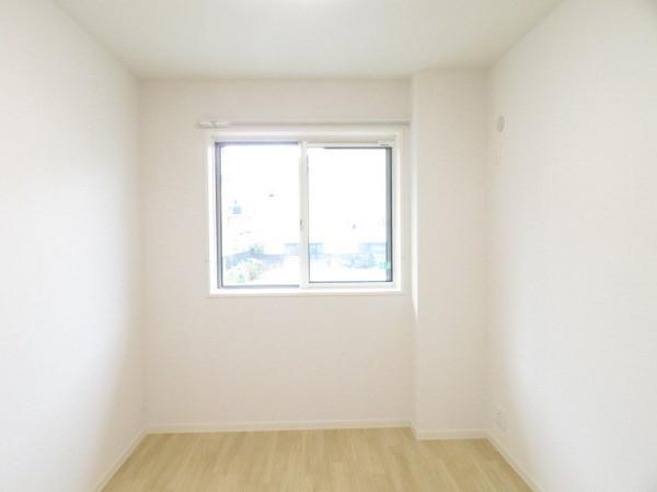 アスマックス南与野3　F棟