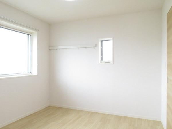 アスマックス南与野3　F棟