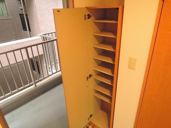 レストマンション