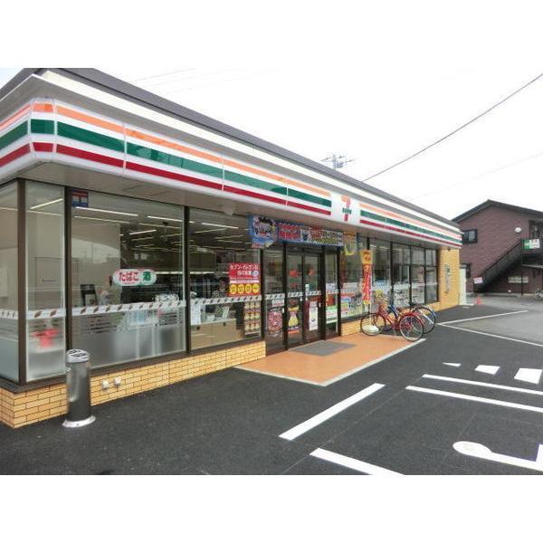 メゾンルナ(セブンイレブンさいたま大戸3丁目店)
