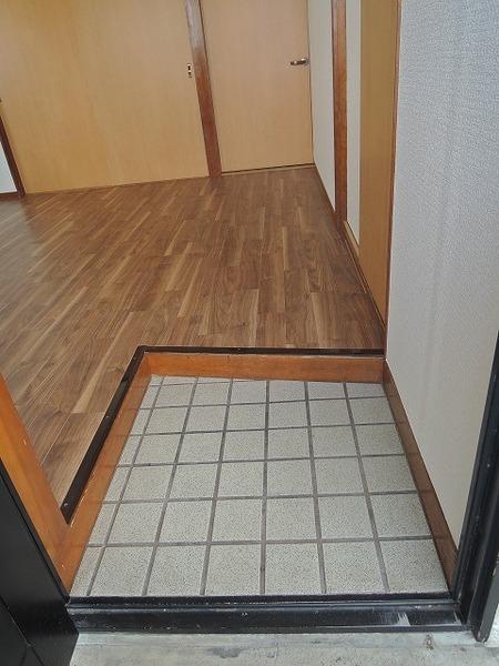 プリムローズ・トモ