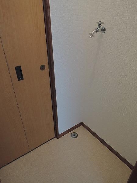 プリムローズ・トモ