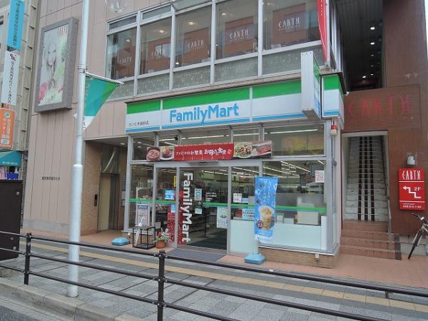 レストマンション(ファミリーマート浦和高砂店)