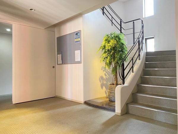 ラレーブ東川口