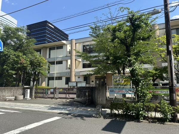 ラ・メゾン・カノン桜木町(さいたま市立桜木中学校)