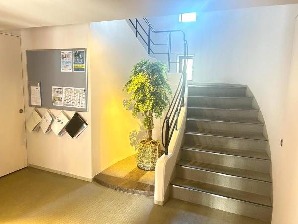 ラレーブ東川口