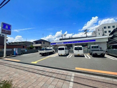グランドール園田(ローソン尼崎田能二丁目店)