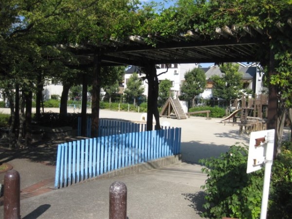 ルミエール東塚口(塚口長溝公園)