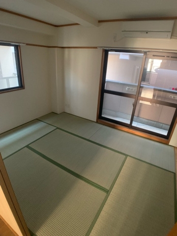 メゾン　ユニ