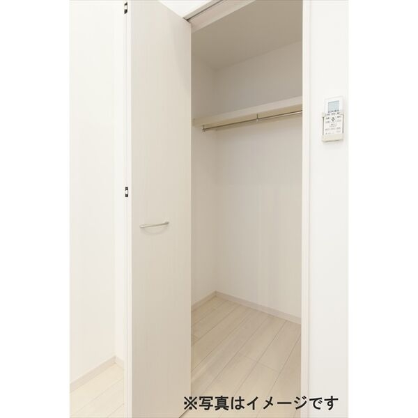 尼崎市潮江１丁目のハイツ
