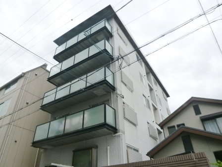 西宮市甲子園口3丁目のマンション