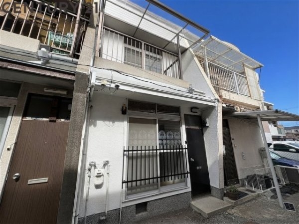 武庫町4丁目連棟貸家 西側の奥から2件目