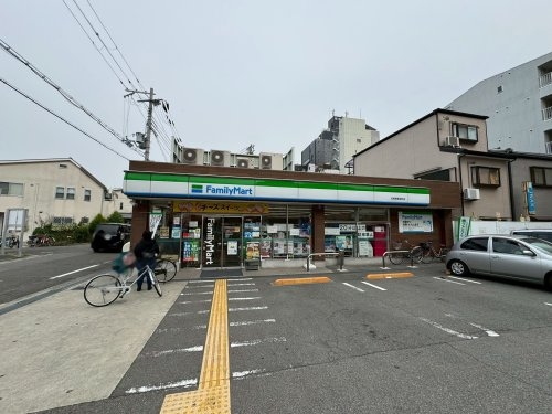 サンコート東難波(ファミリーマート尼崎東難波町店)